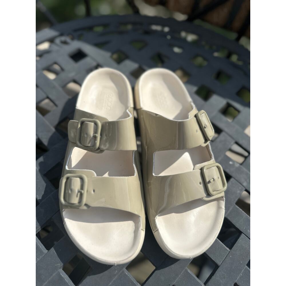 ECCO 2nd Cozmo Comfort Sandals Light Sage Green Patent Size 37 Women’s Slides